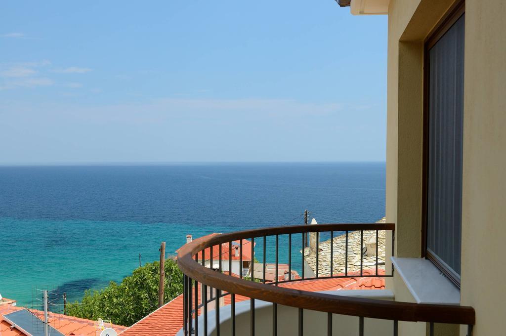 Seascape Villas Kinira 외부 사진